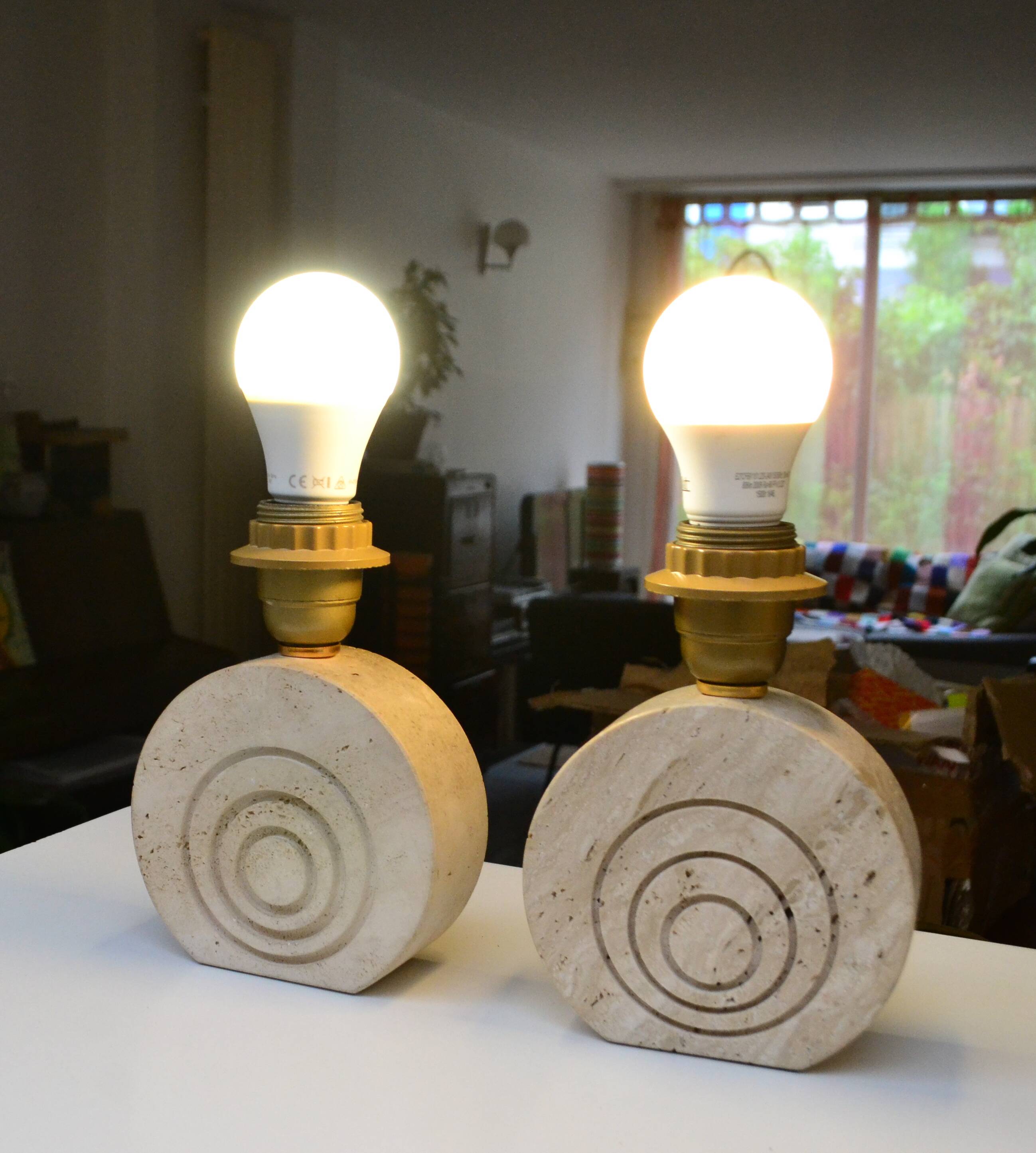 Paire de lampes en travertin années 70