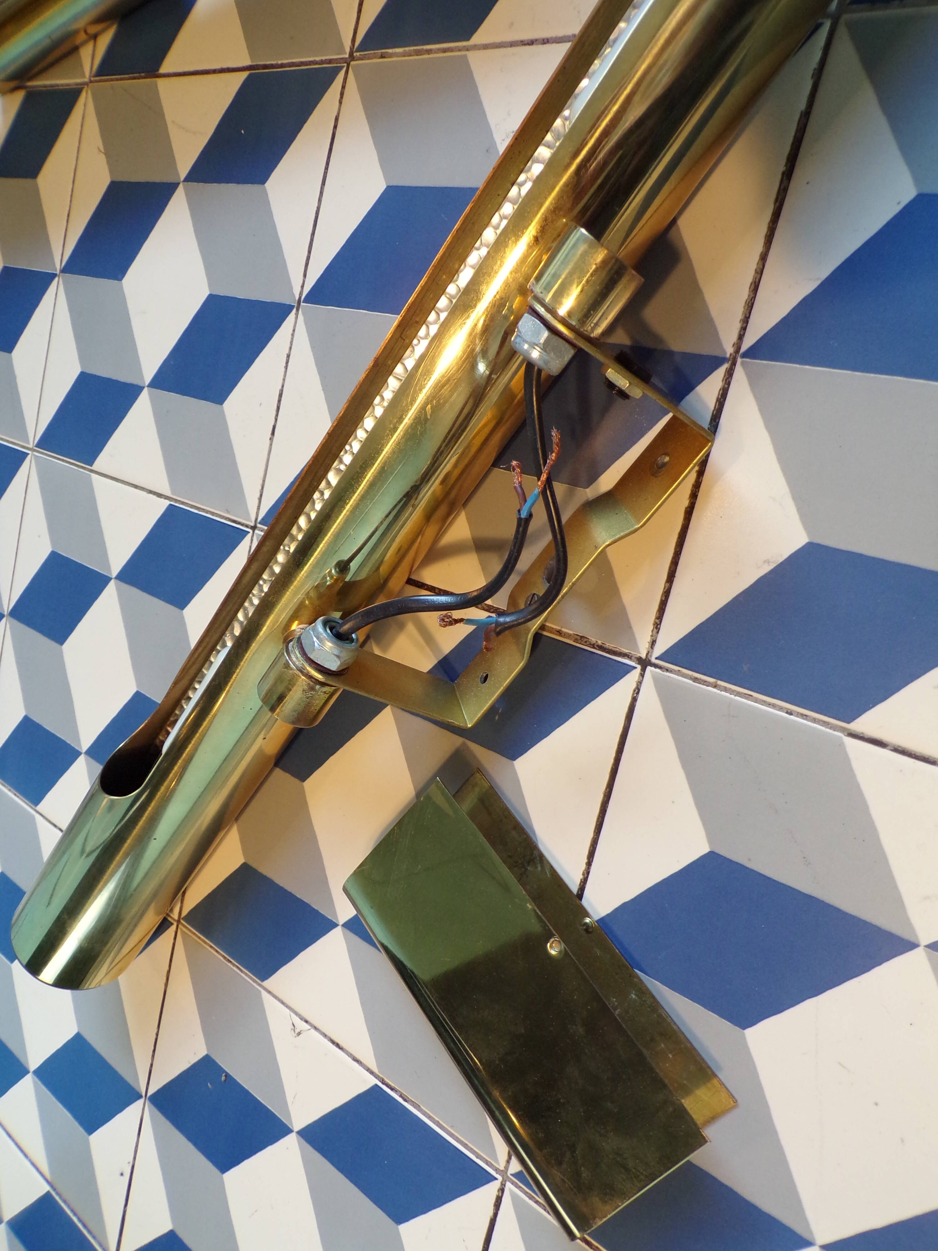 Pair of Egoluce 2-light wall lights