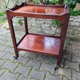 Serving on wooden wheels 30s