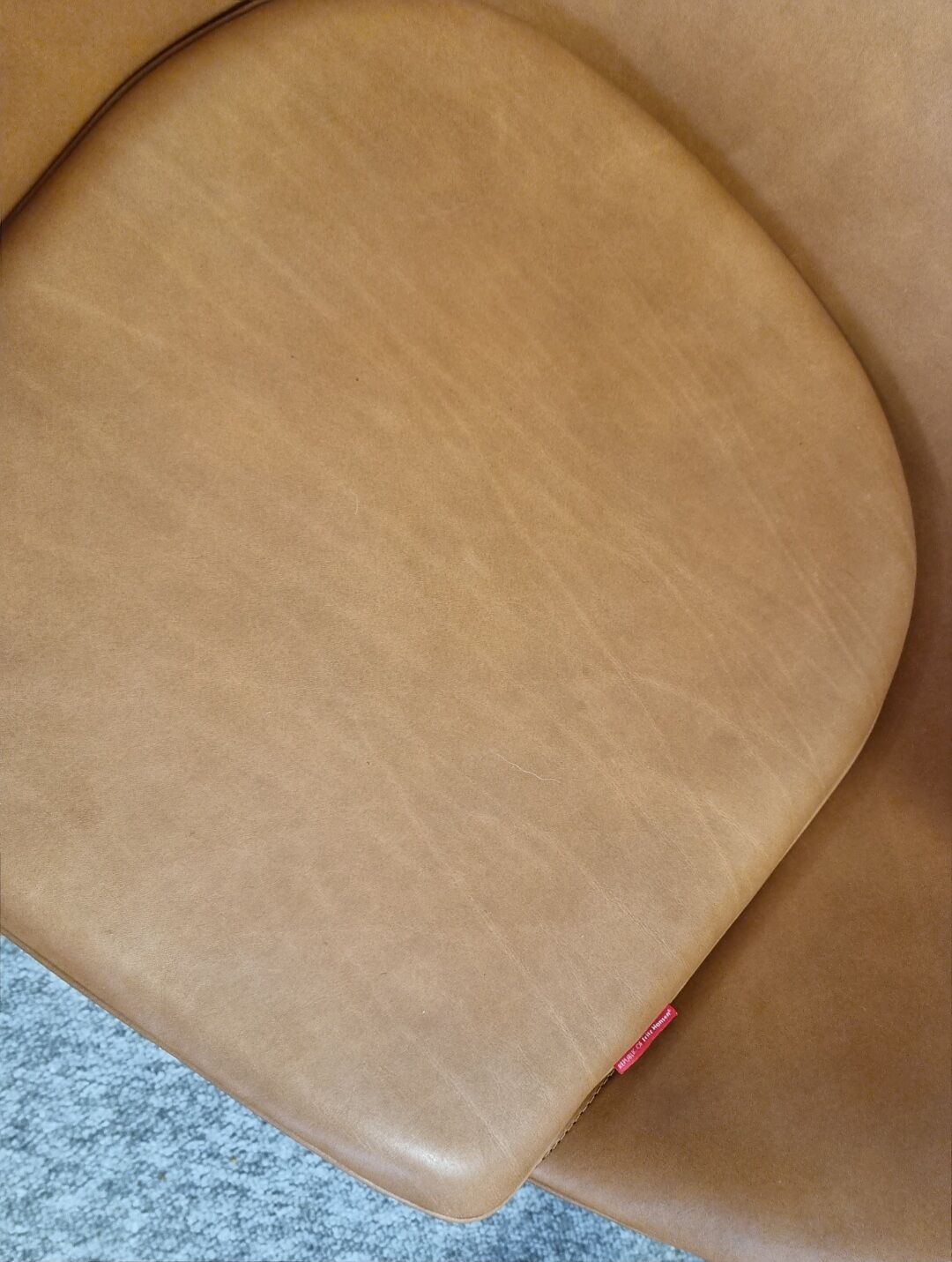 Pair Arne Jacobsen Egg chair by Fritz Hansen