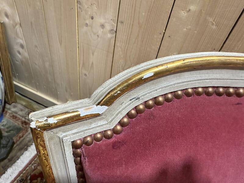 Paire de fauteuils et bergère et style Louis XVI