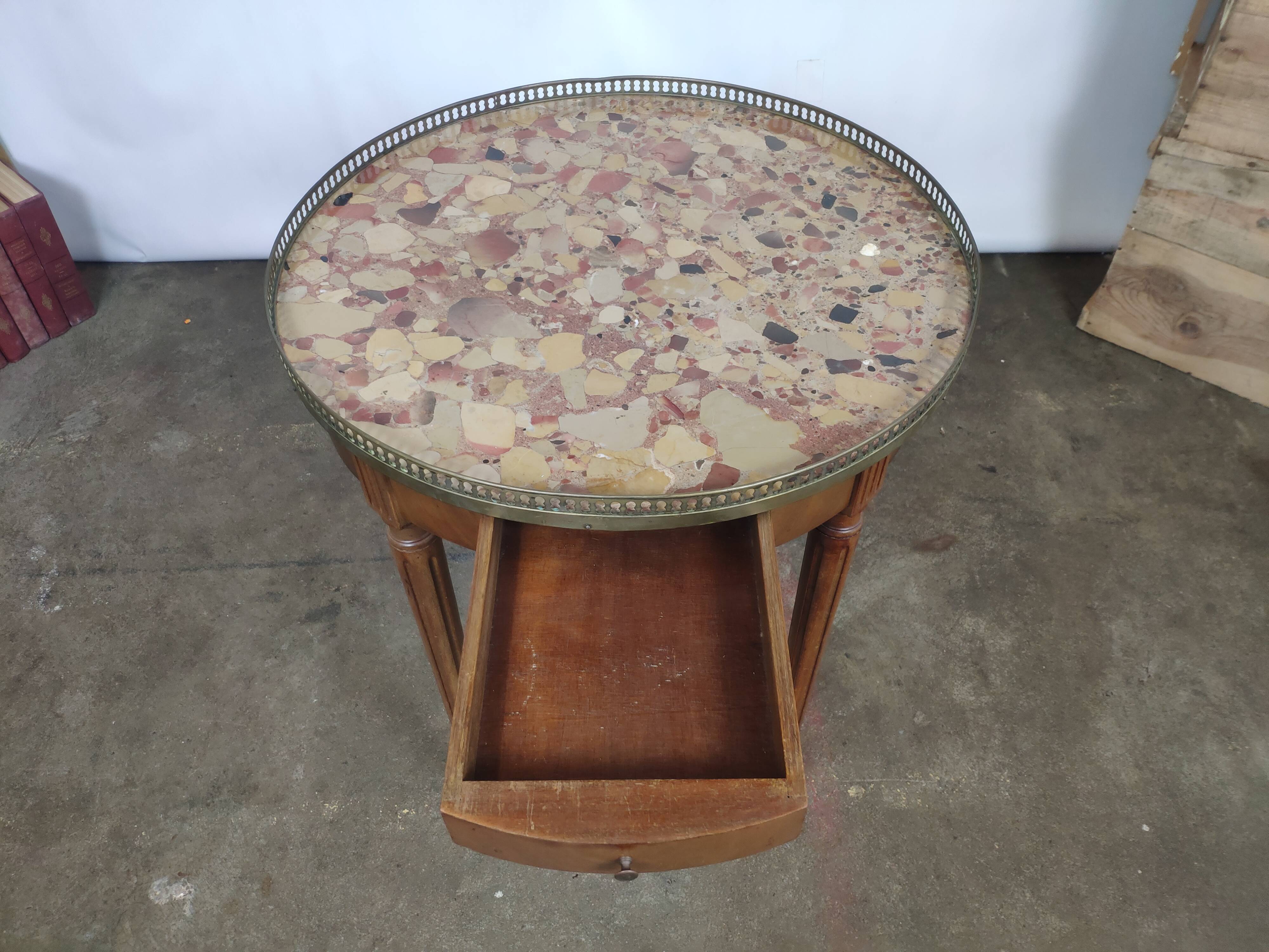 Table bouillotte style Louis XVI marbre