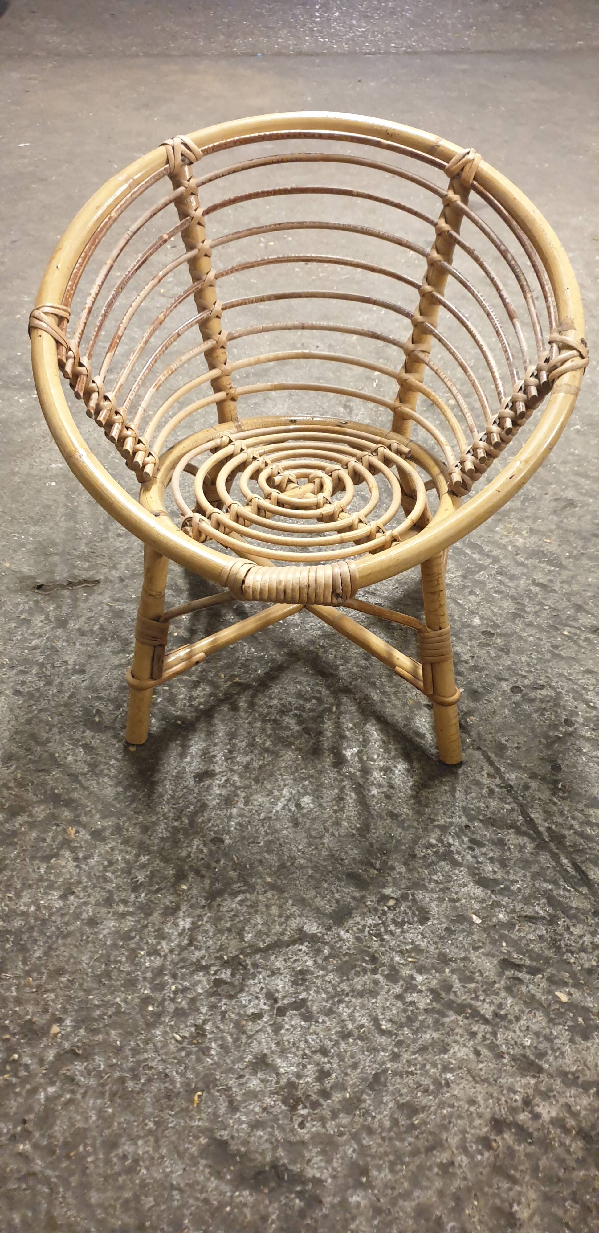 Fauteuil rotin enfant