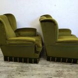 Armchairs with fringes and velvet ears