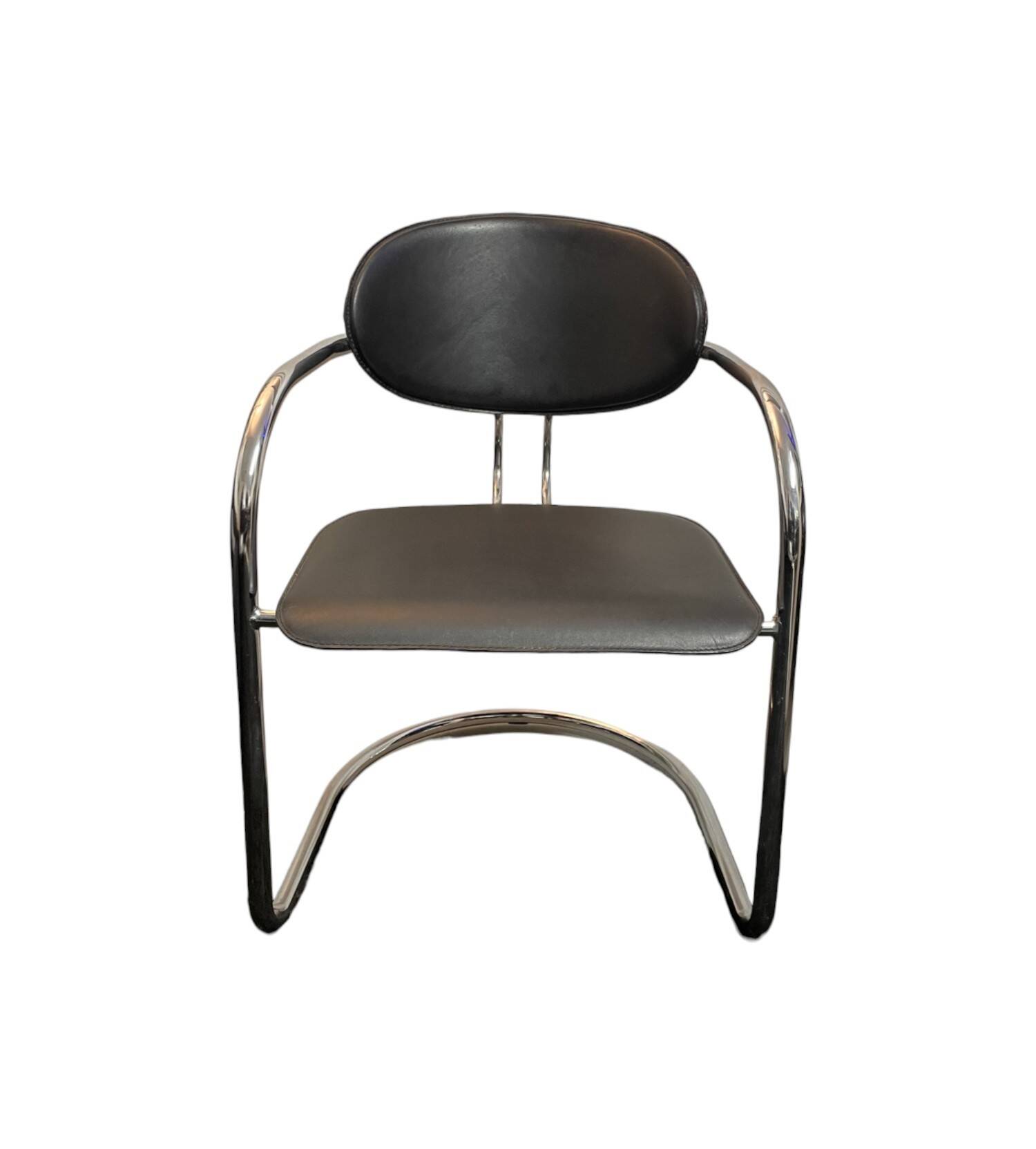 Vintage Bauhaus leather chair, Italy 1970