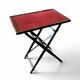Table pliante en bois teinté, plat recouvert de feutrine rouge thonet