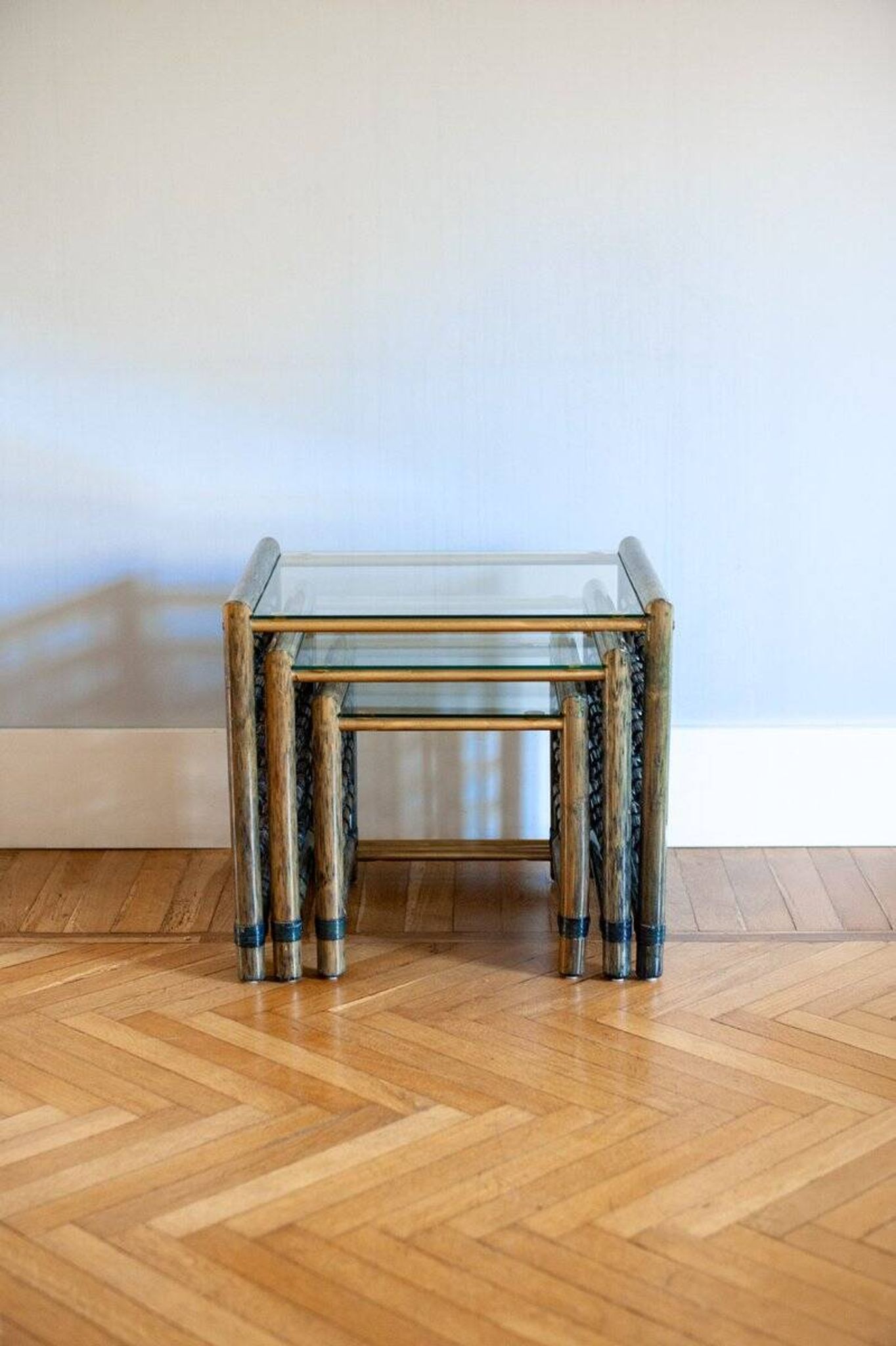 Vintage nesting tables in bamboo with glass top by Gallotti & Radice, 1970, set of 3.