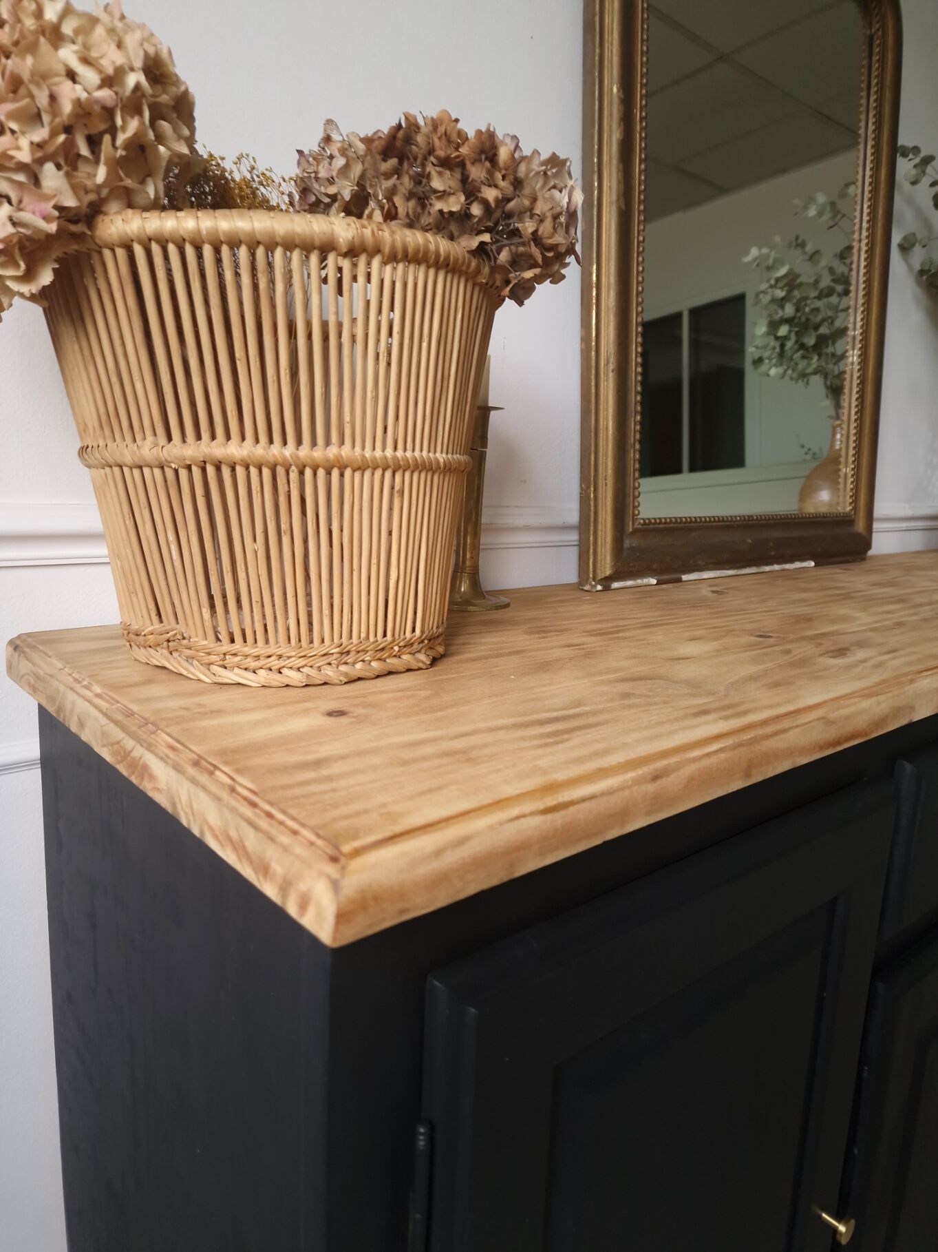 Black antique sideboard
