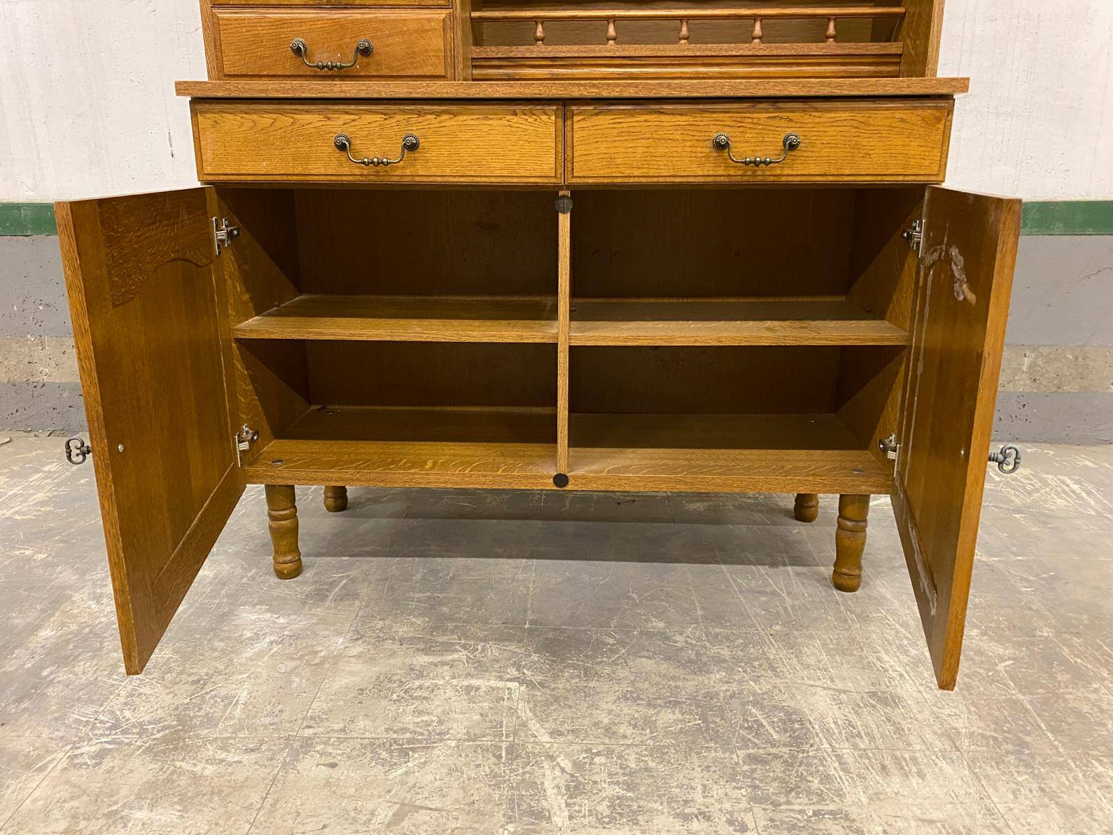 Vaisselier, buffet 2 corps vintage en chêne