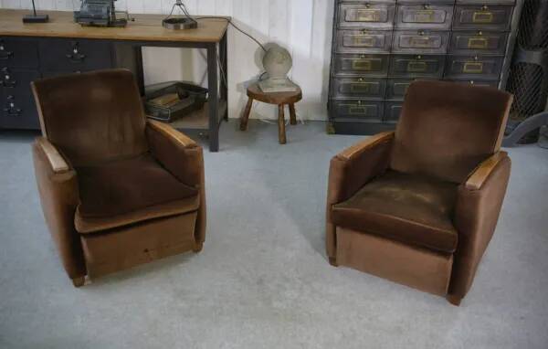 Pair of Art Deco velvet club chairs in the style of Jules Leleu, 1930s