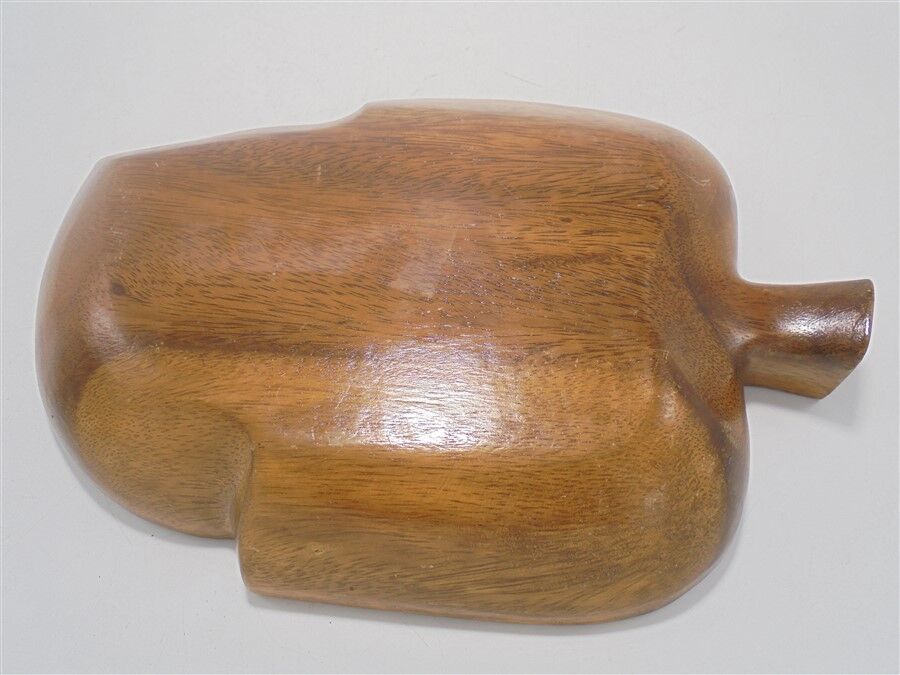 Wooden and mother-of-pearl pocket emptier