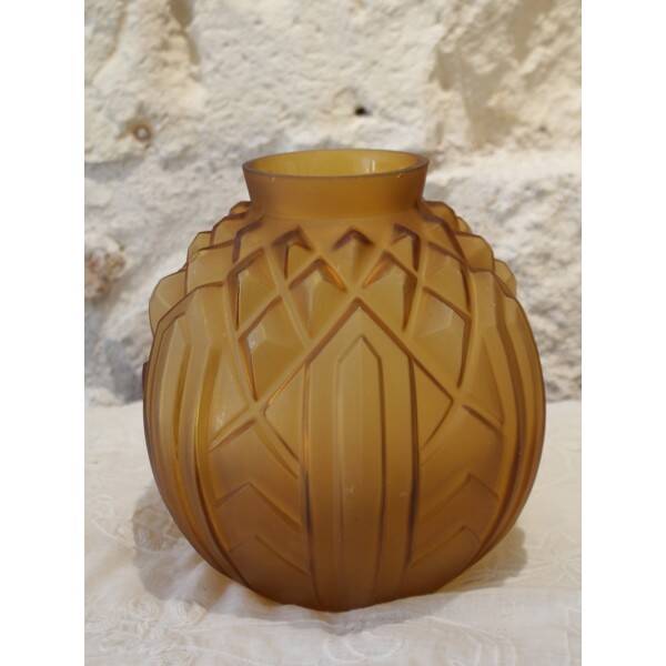 Amber yellow satin glass moulded round vase signed CLA, Art Deco, circa 1930.