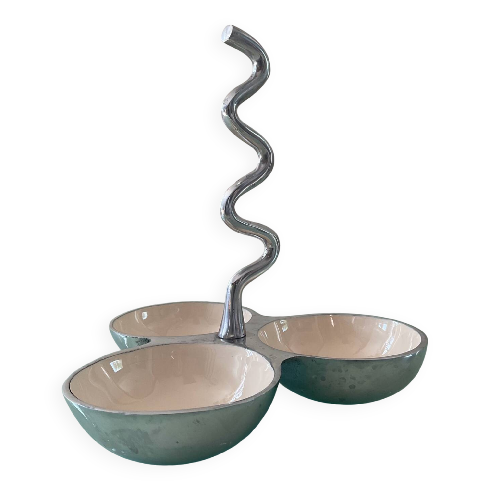 Aluminum designer servant