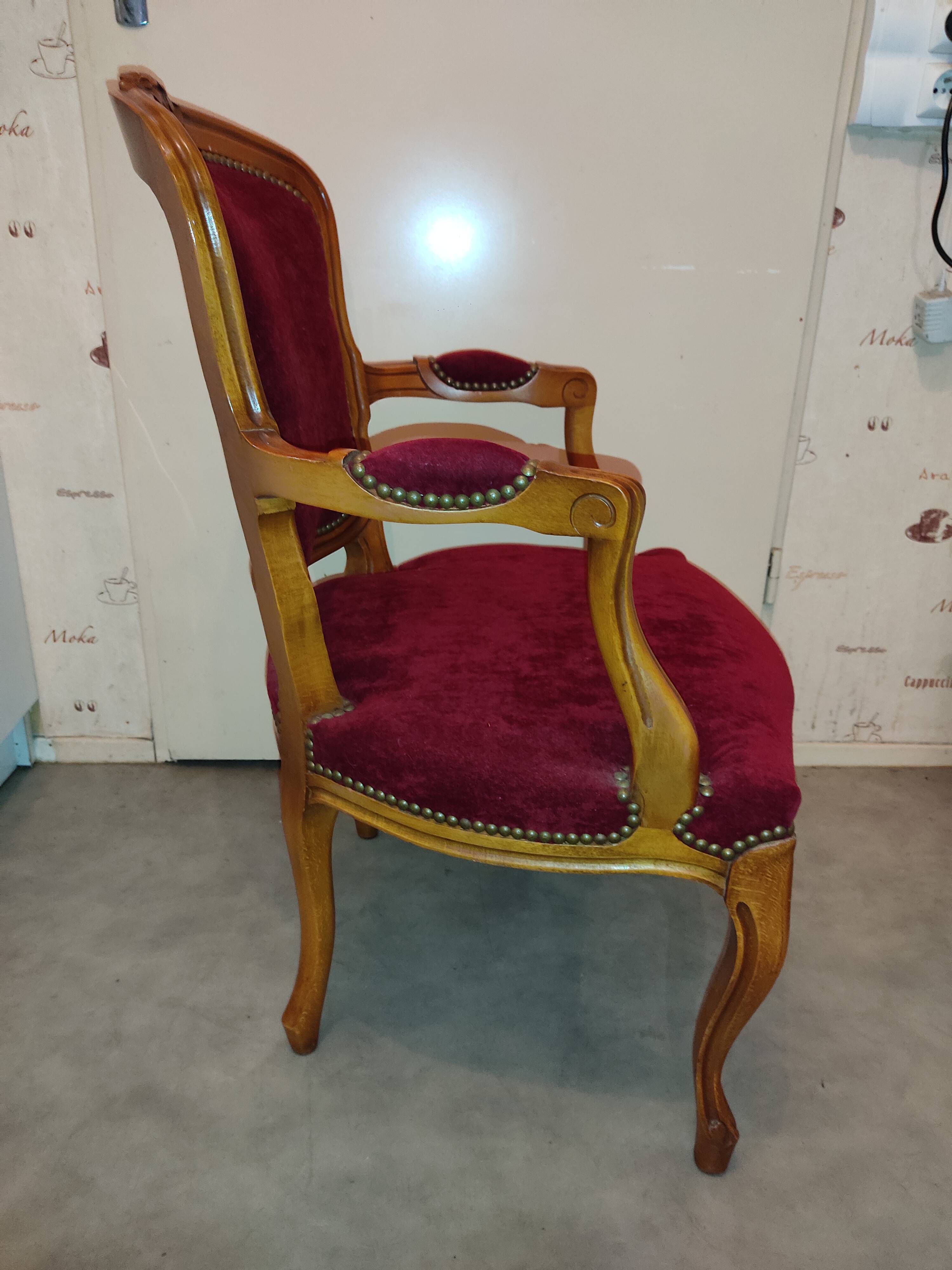 Ancien fauteuil style Louis Philippe bois velours