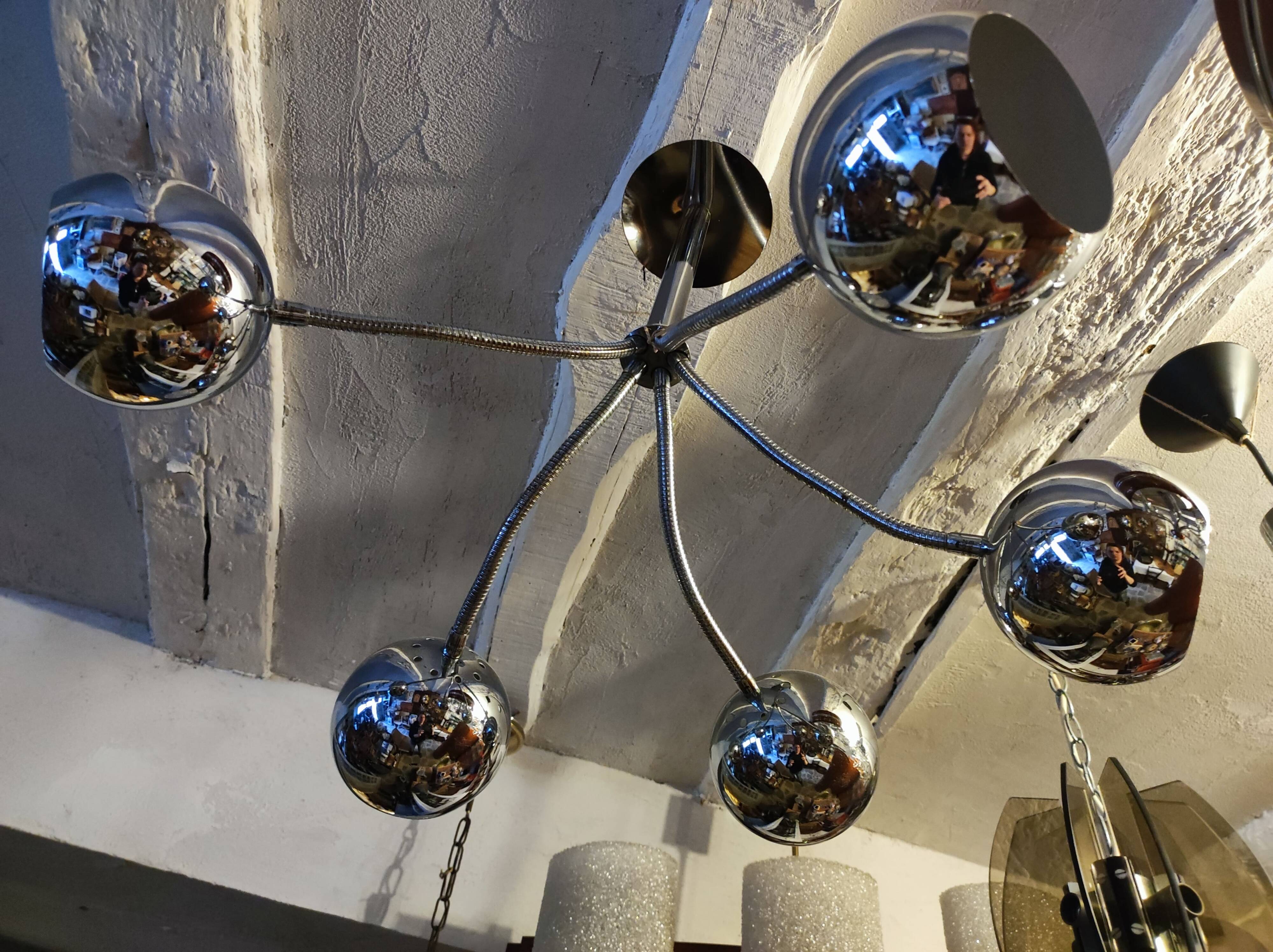 70' Eyes Ball suspension, 5 lights, articulated arms