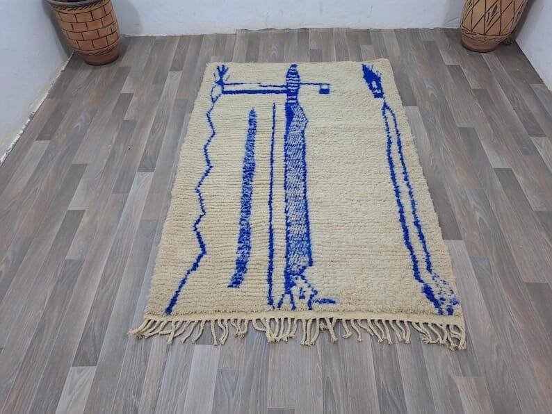 Handmade Moroccan Berber rug size 150 x 250 cm