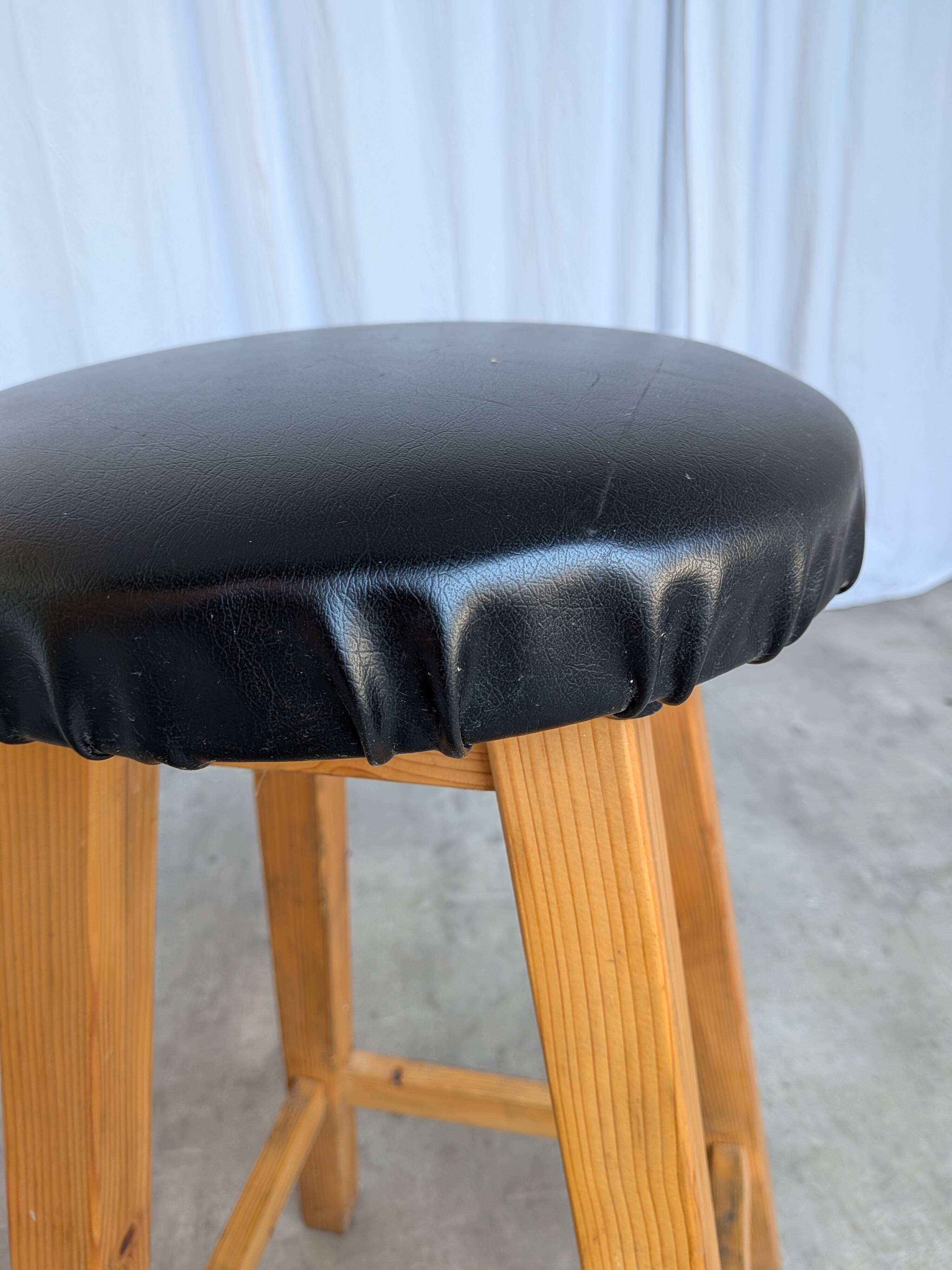 Vintage Wooden Bar Stool: Black Leather Seat, Mid-Century Bistro Style