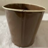 Metal planter