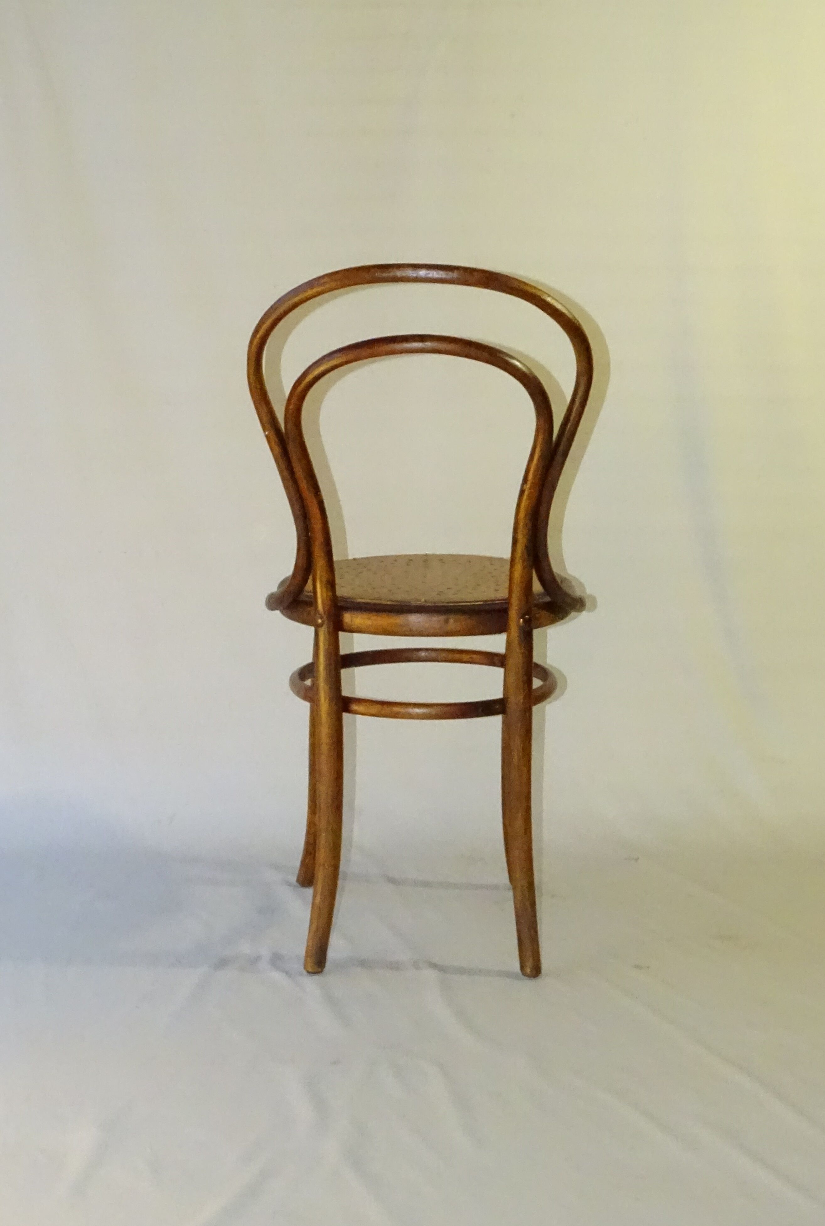 Bistrot chair KOHN N°30 1/2 seated Star, circa 1885