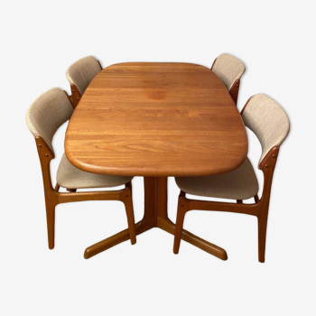 1 table scandinave (130x80x74)signée avec rallonge et ses 4 chaises en tek massif