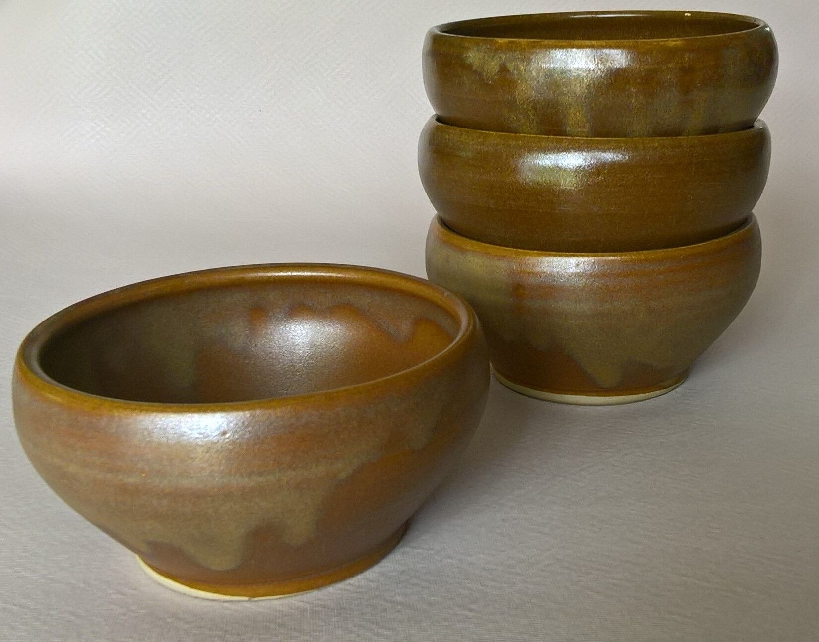 Four Digoin golden sandstone bowls