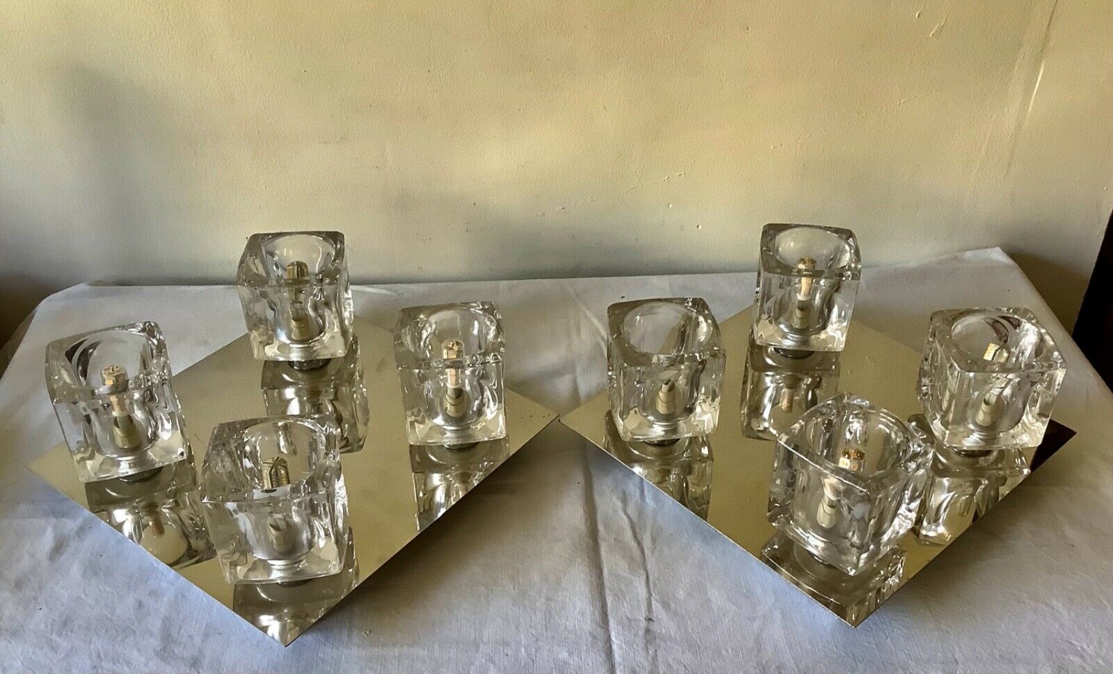 Lot of 2 wall appliques 4 chrome metal lights - moulded glass