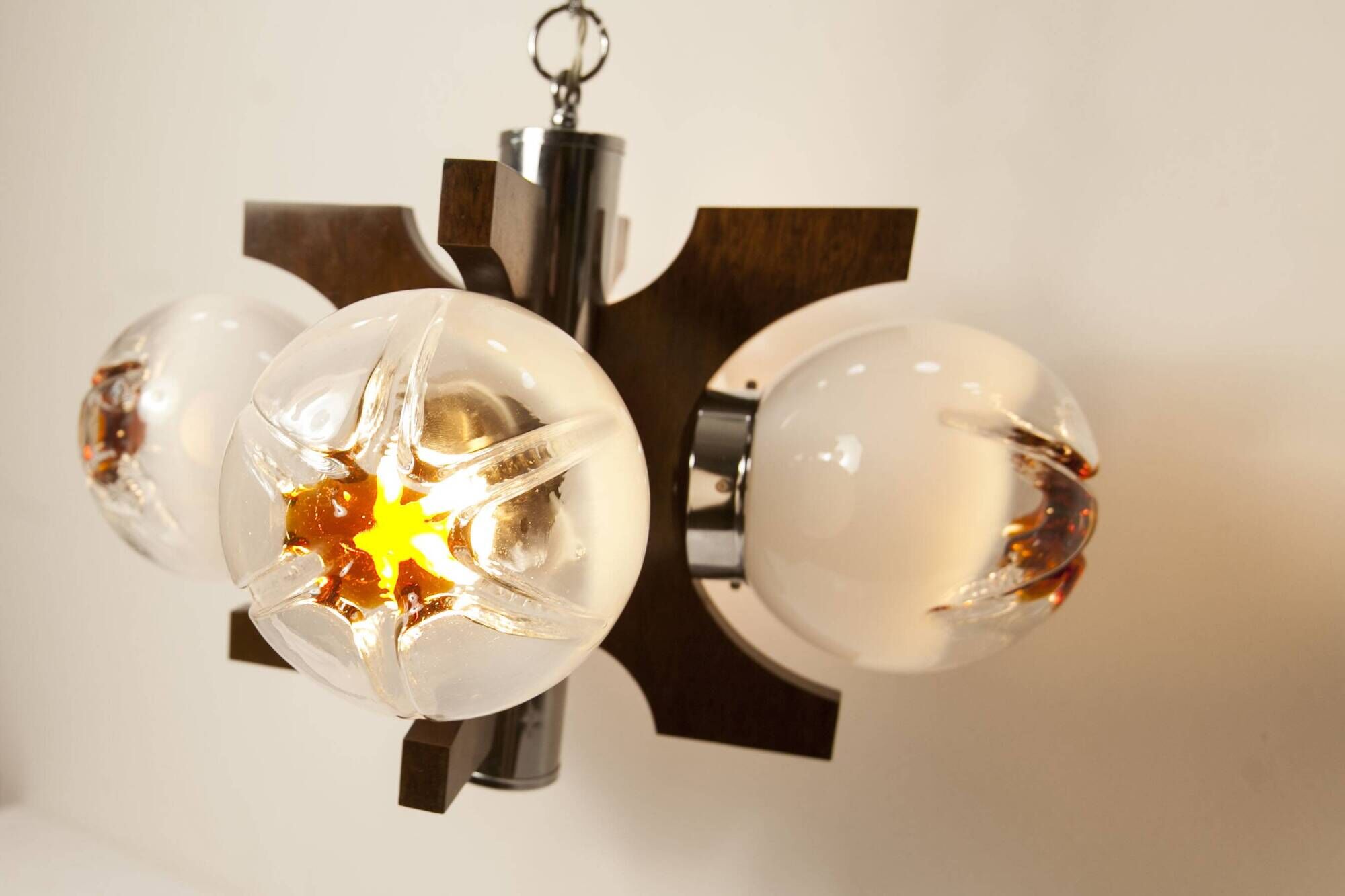 Lustre mazzega Murano 4 boules et teck 1960