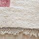 Off-white Moroccan rug with geometric patterns, 250cm x 150cm