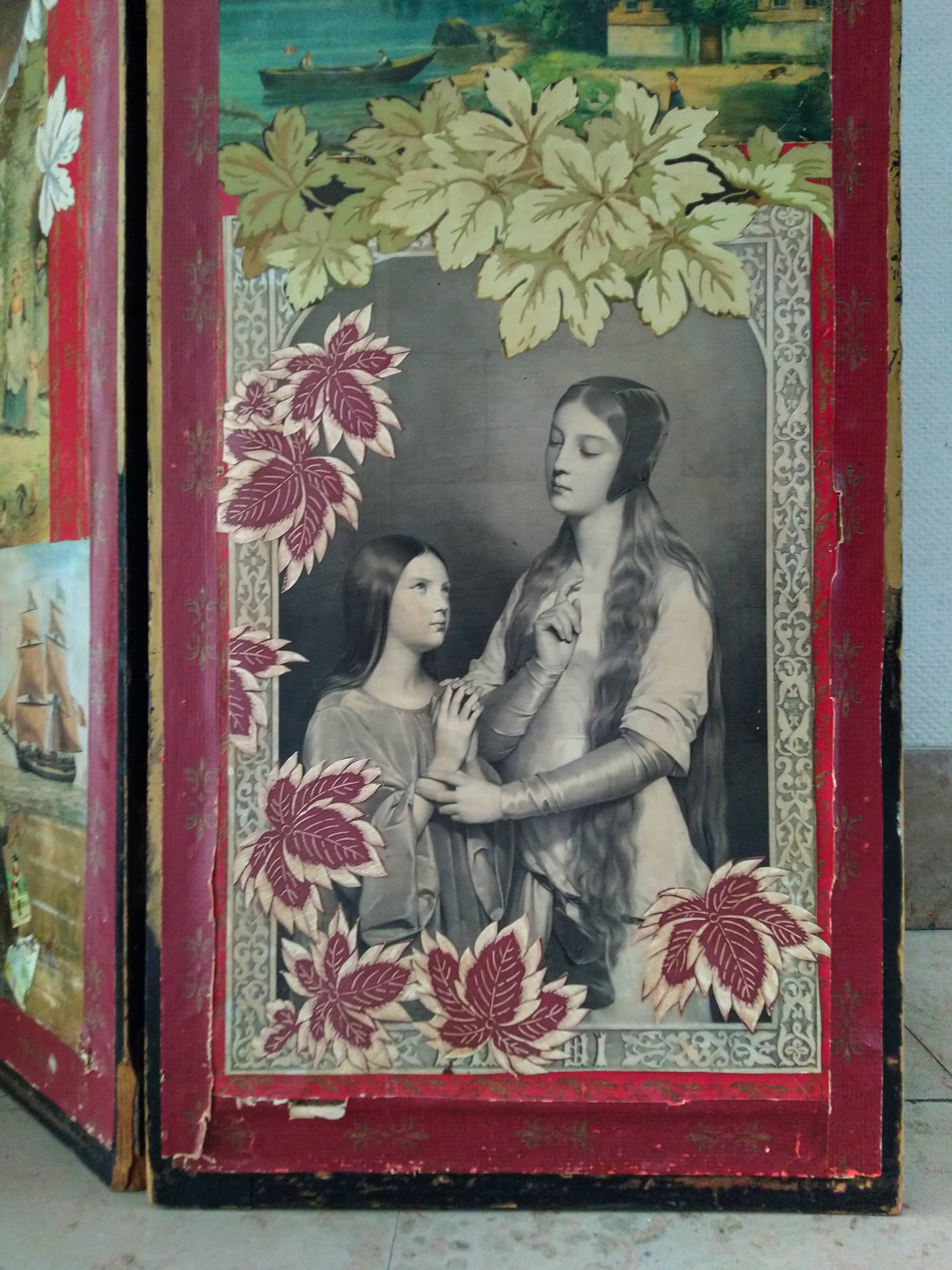 English Victorian 3-panel screen with varnished chromos