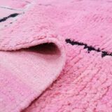 Traditional handwoven Berber rug in pink, size 150x250 cm.