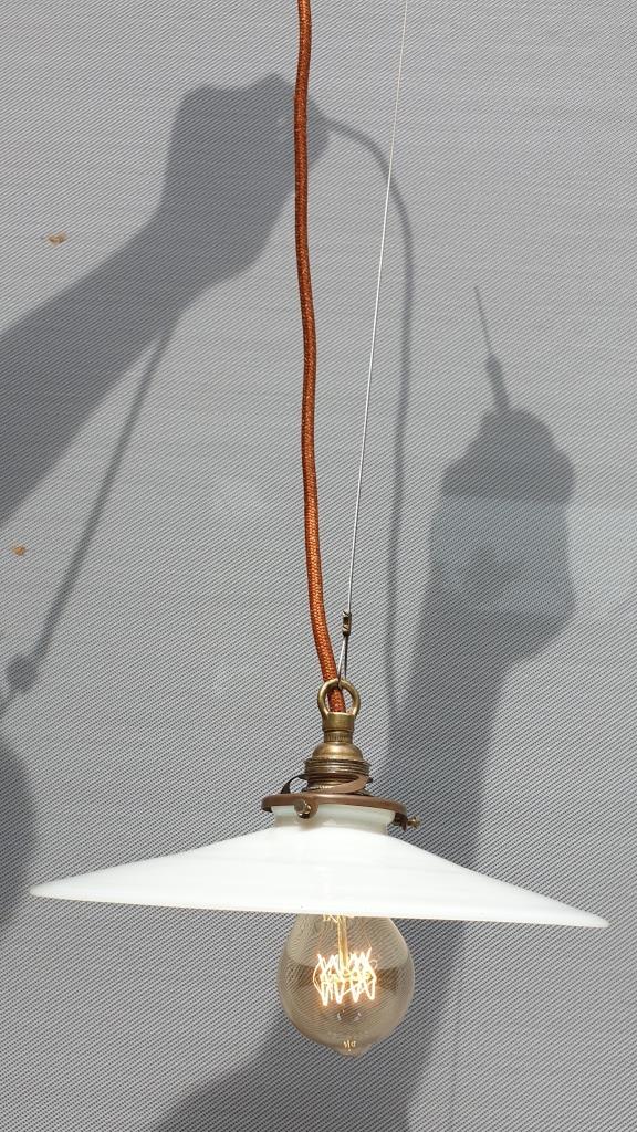 Suspension white opaline sequined copper cable