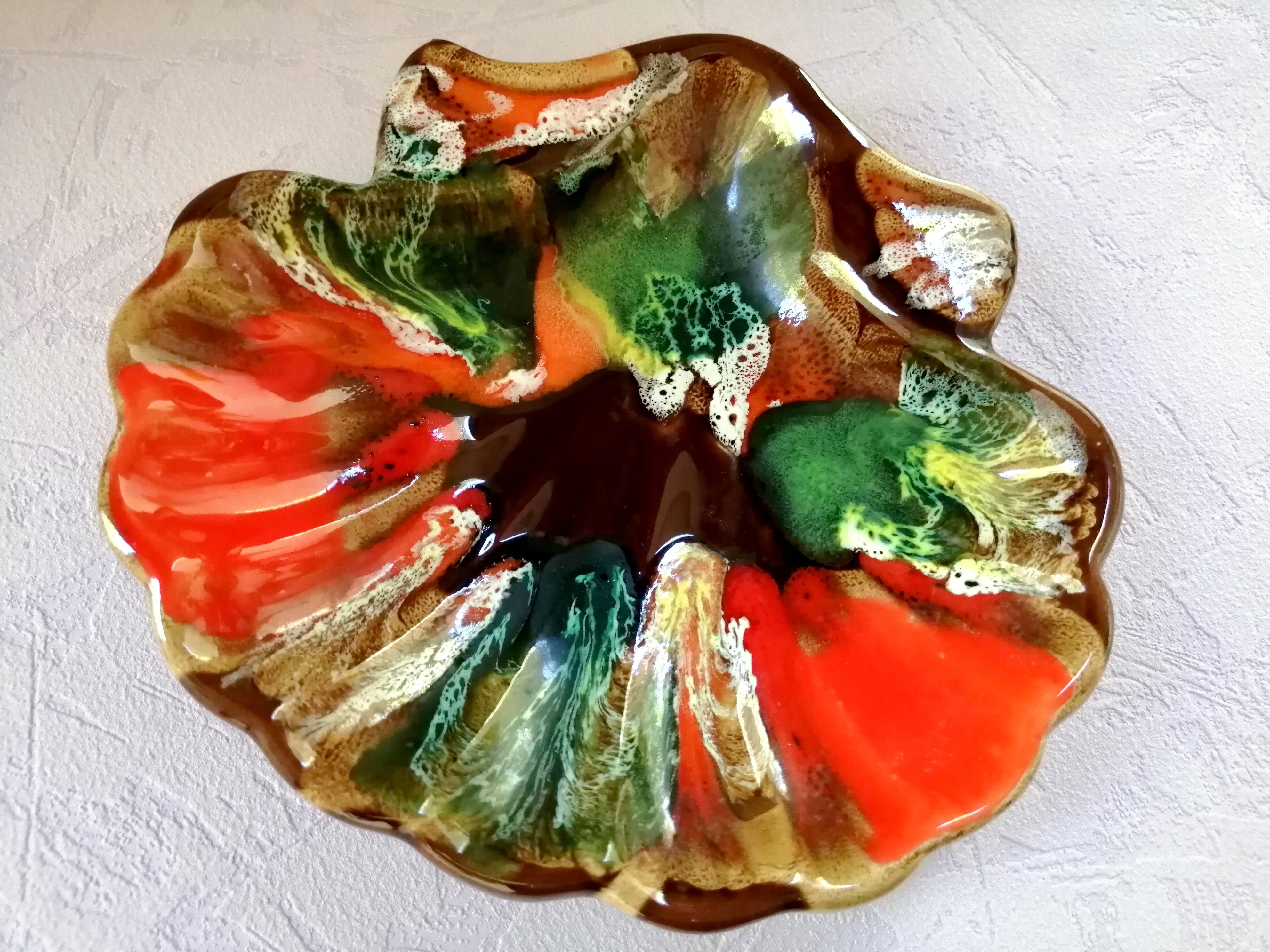 Empty pocket shell Vallauris, vintage