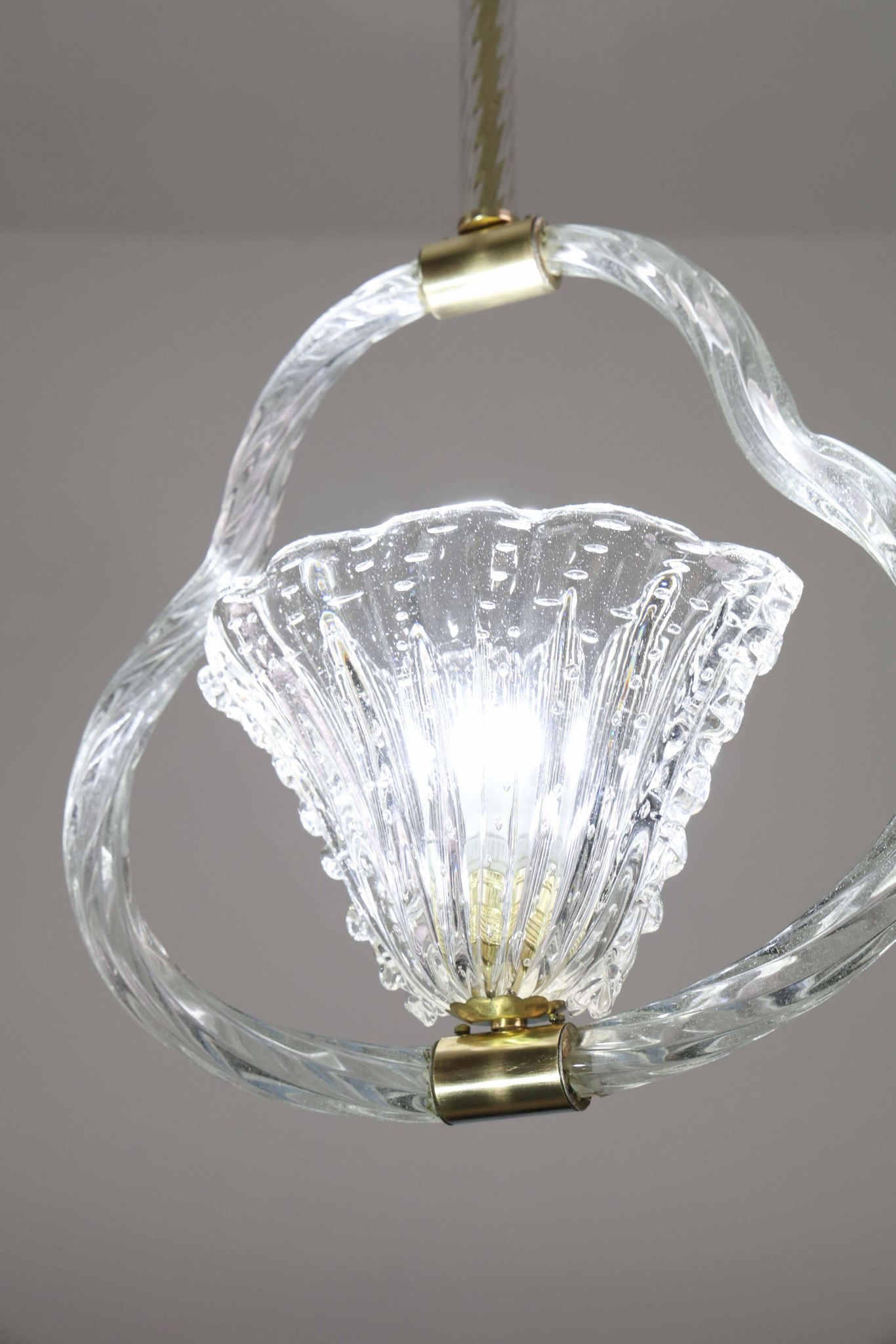 Charming Ercole Barovier Art Deco Chandelier, 'Bullicante' Glass Murano, 1940s