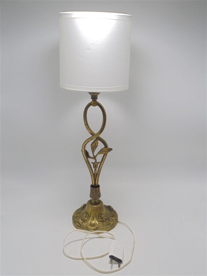 Floral decor lamp