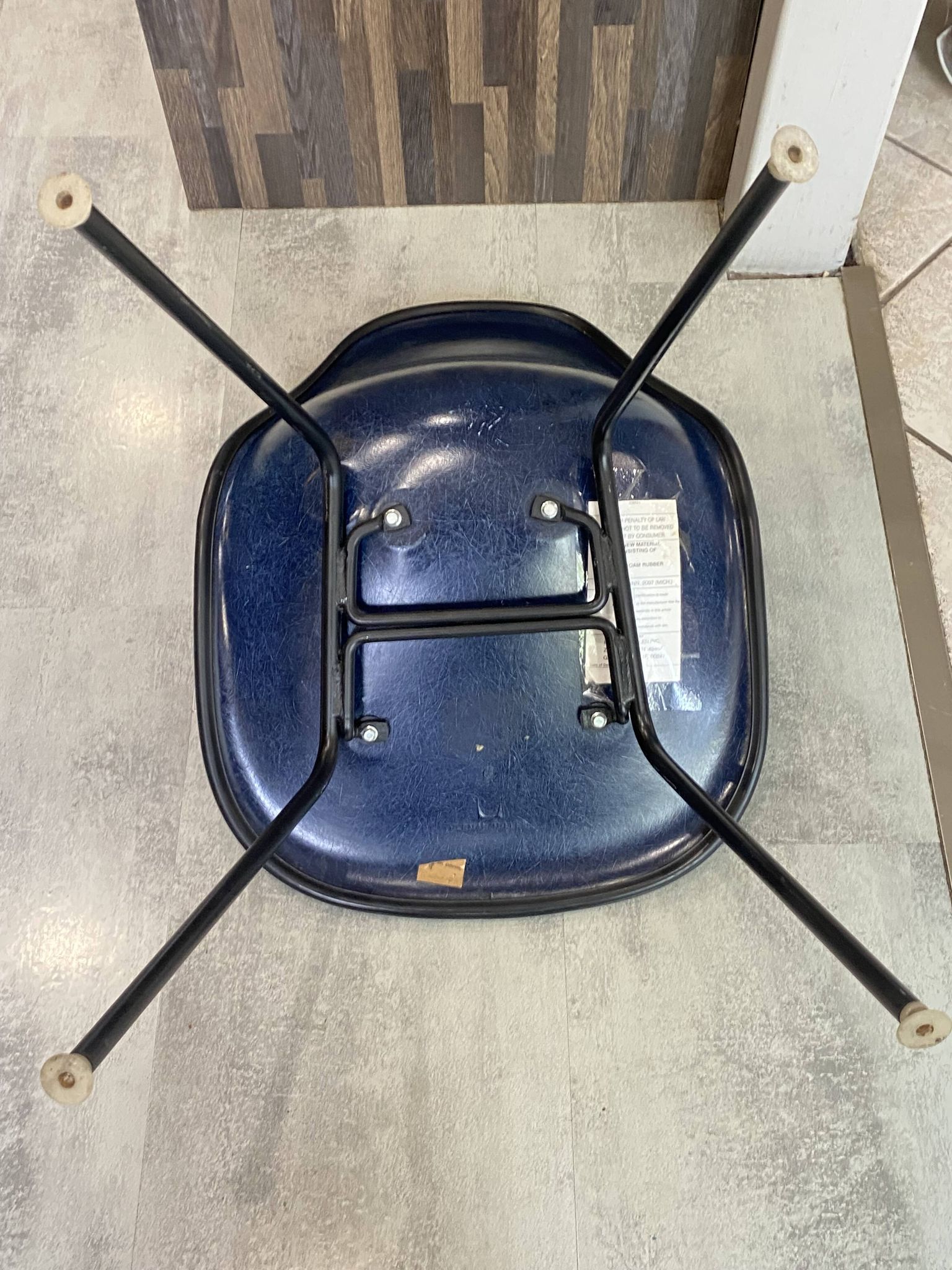 Eames Herman Miller vintage 70s blue vinyl fiberglass chair