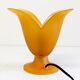 Lampe de table à fleurs en verre orange vintage