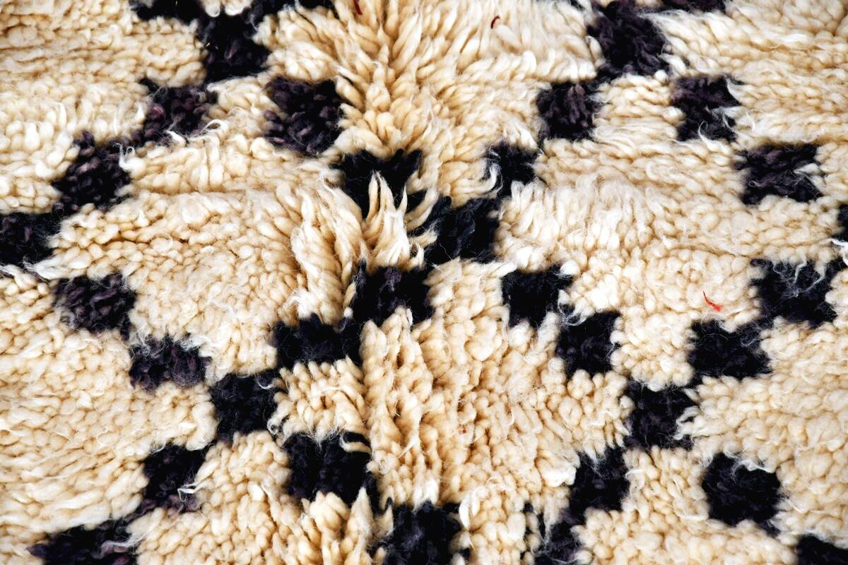 Vintage Beni Ouarain rug