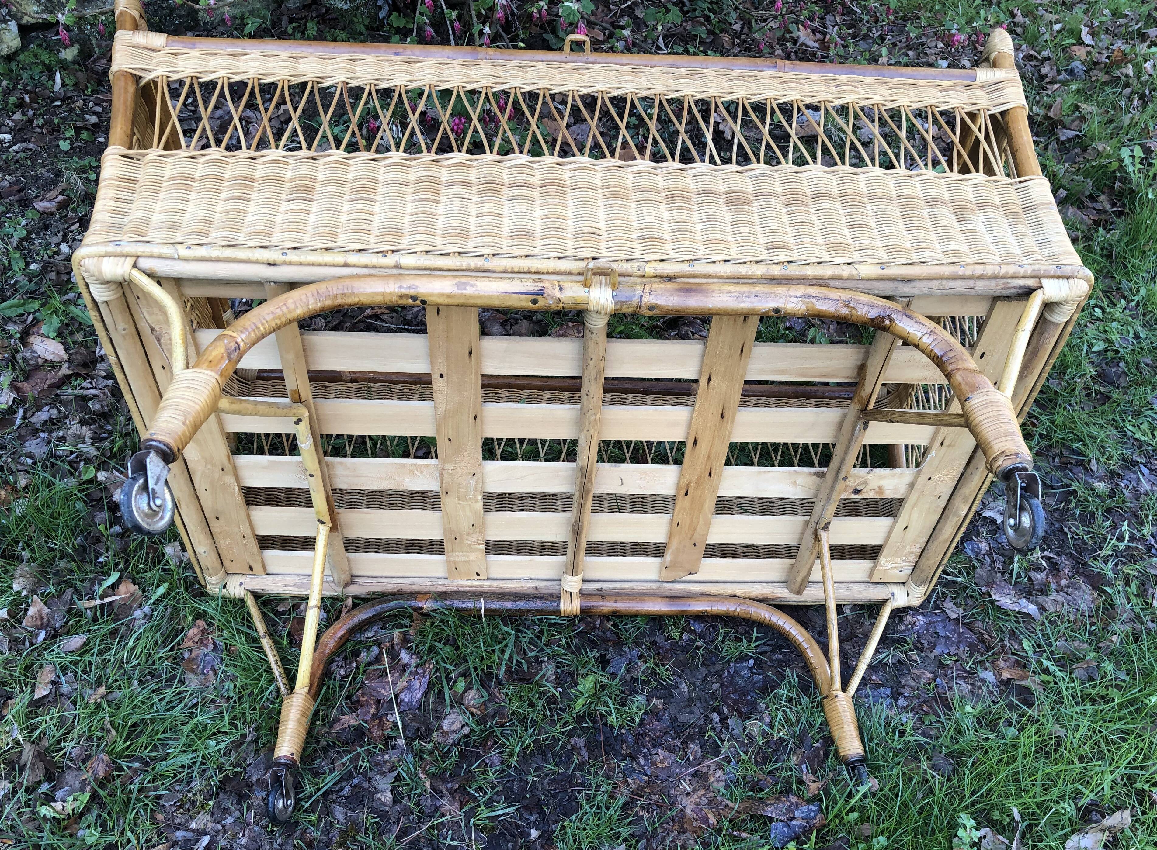Rattan cot