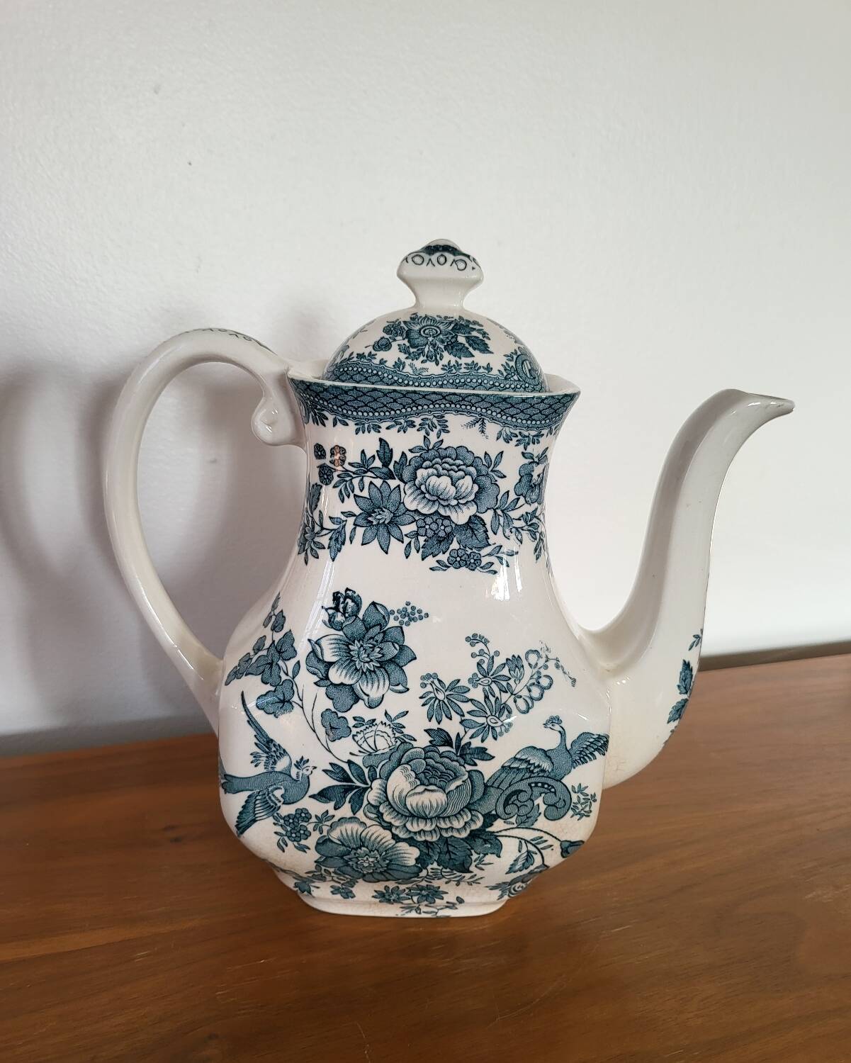 Verseuse théière en faïence anglaise enoch wedgwood tunstall