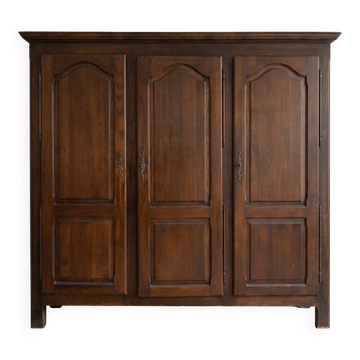 Grande armoire ancienne 3 portes en bois massif