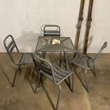 Chaises et table TOLIX