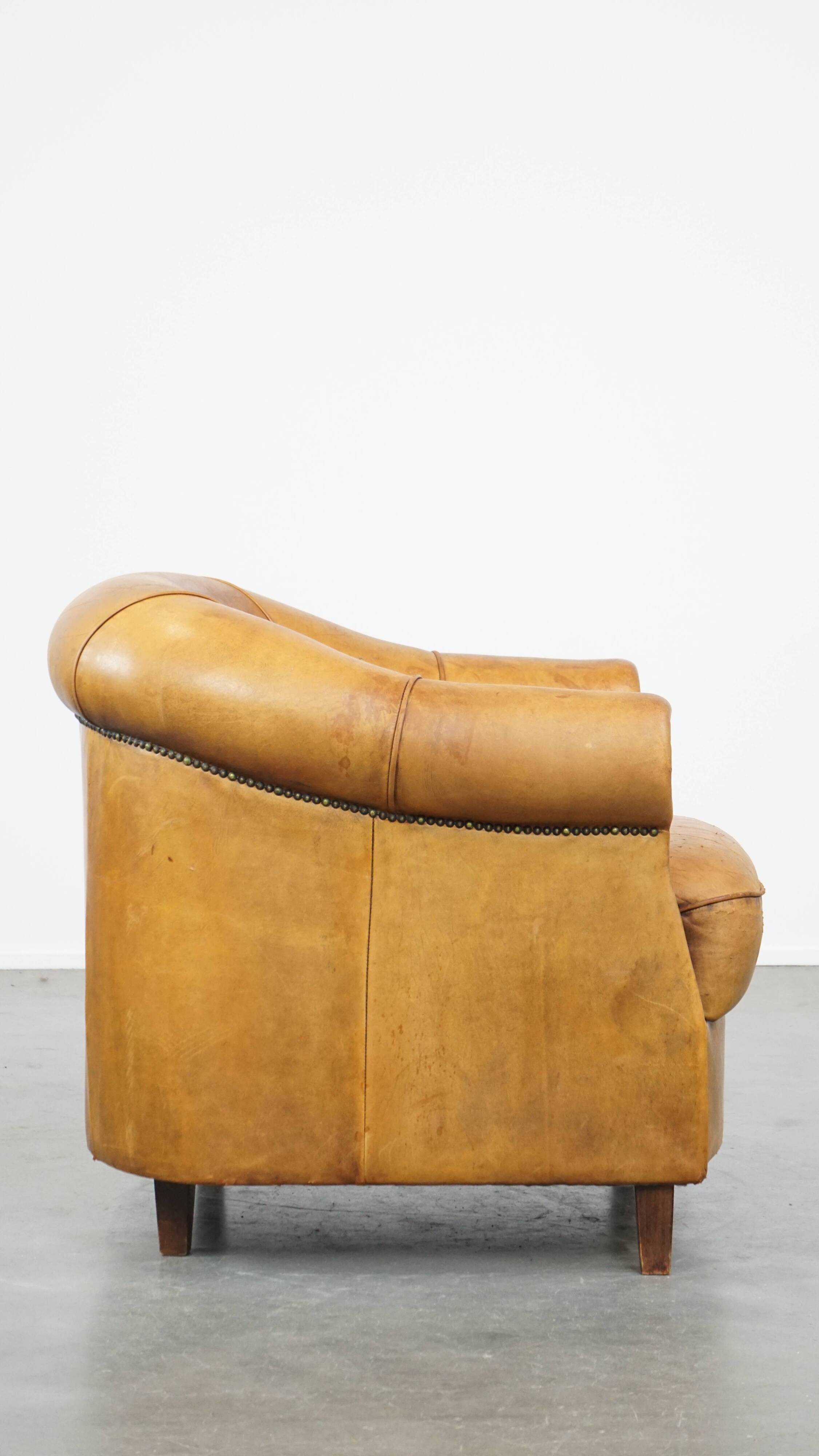 Fauteuil club vintage en cuir de mouton cognac clair