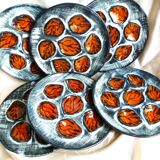 Hand-painted oyster plates - Plates from Pornic, France