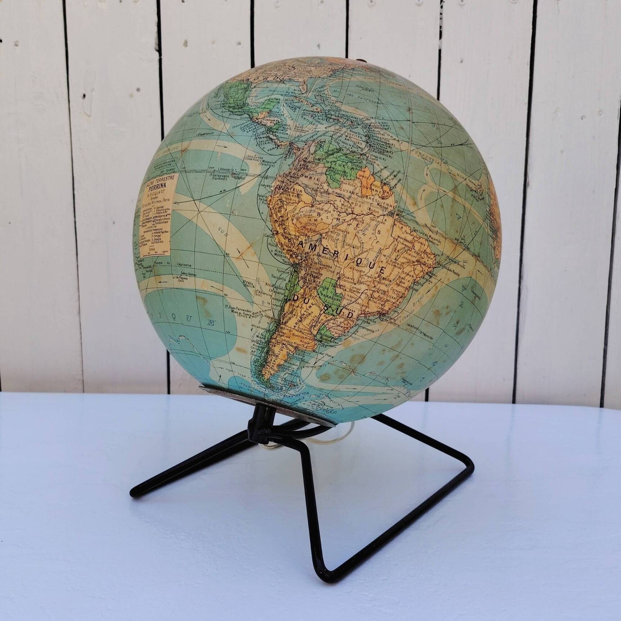 Illuminated glass globe, Perrina, vintage Picquart