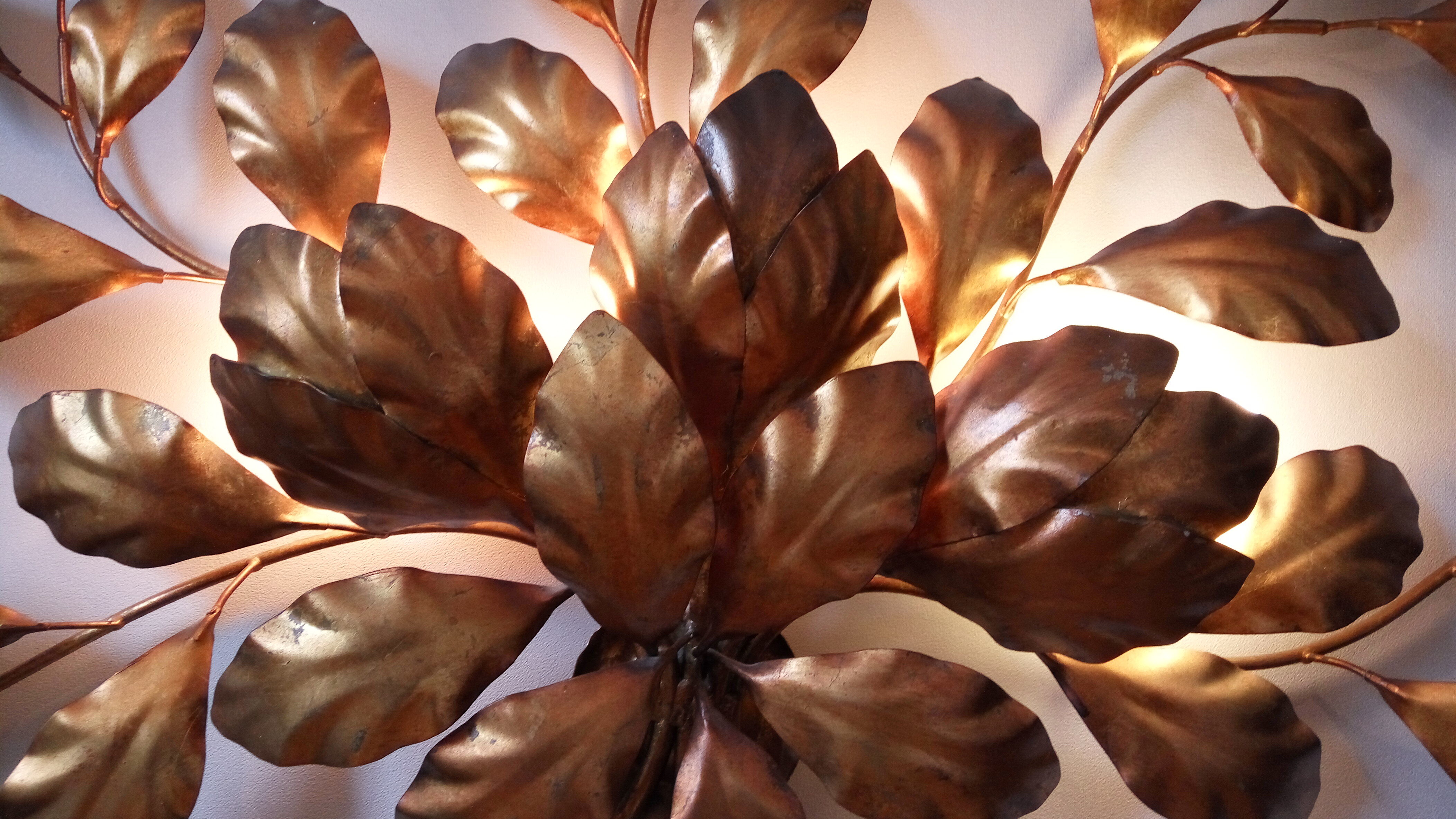 Gold metal wall lamp