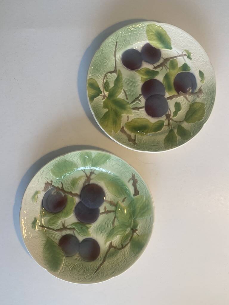 10 fruit decoration plates - St Clément - Barbotine - diam.21