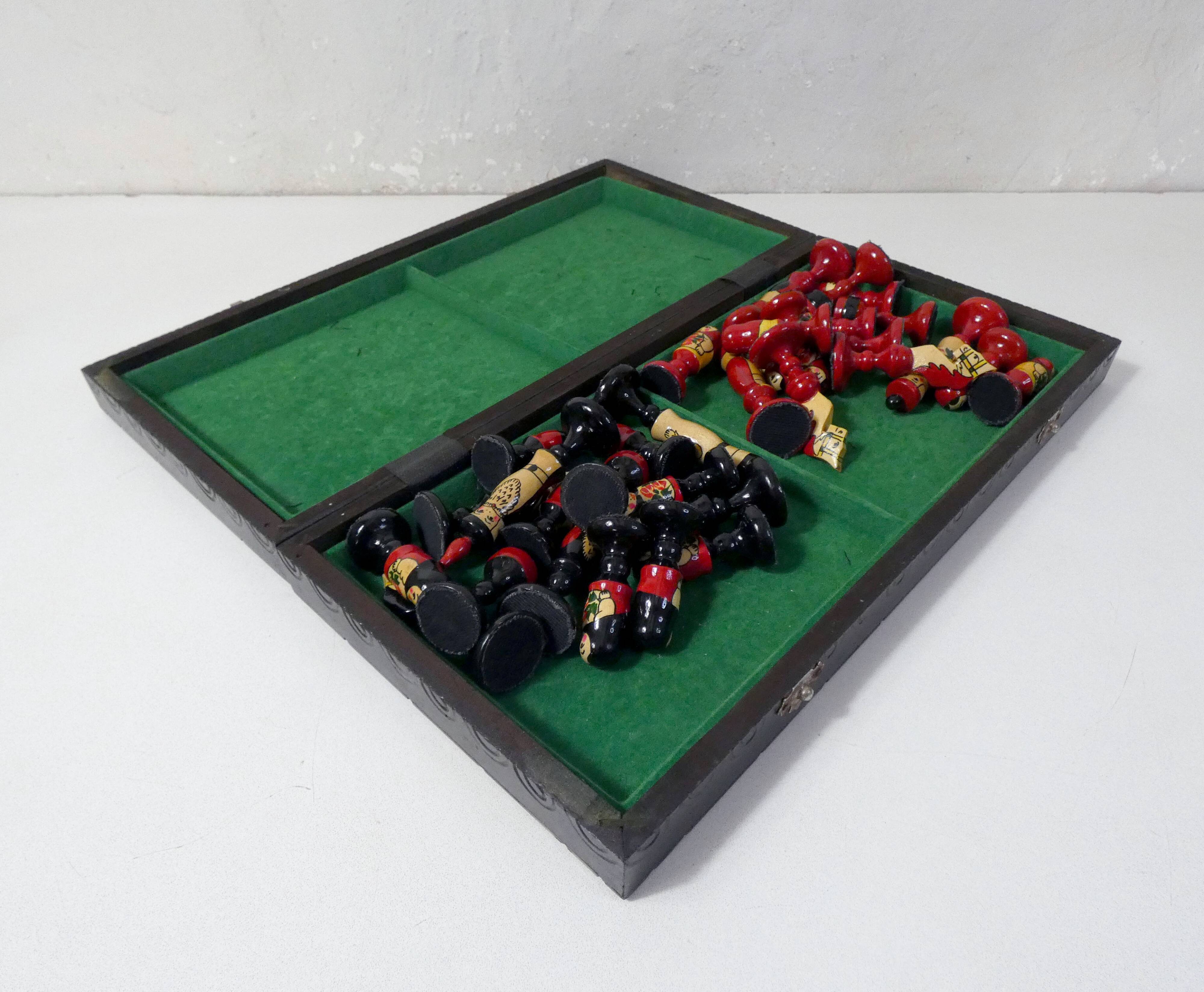 Khokhloma chess game