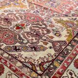 Tapis caucasien Daghestan : 2.15 x 1.50 mètres