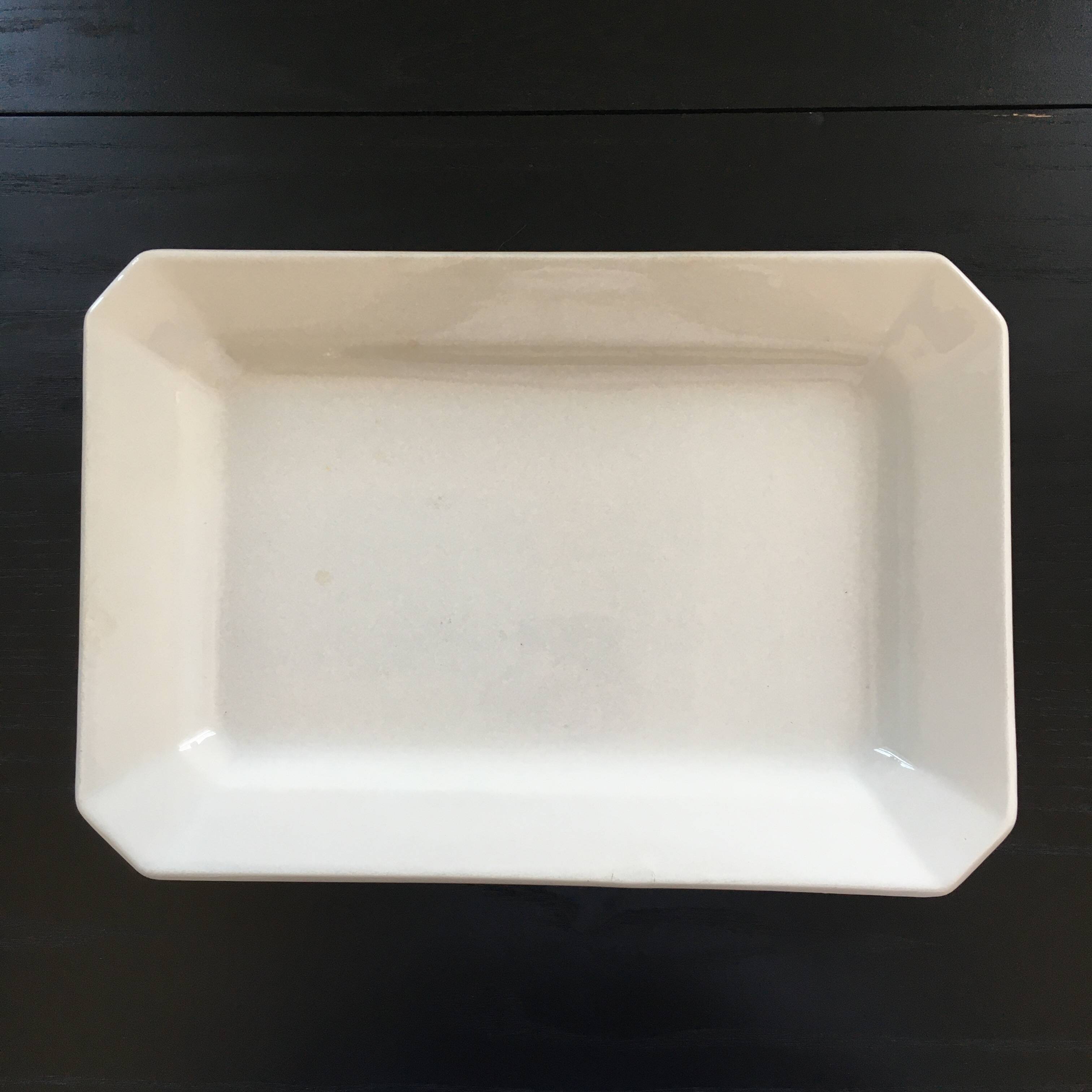 Large classic white dish