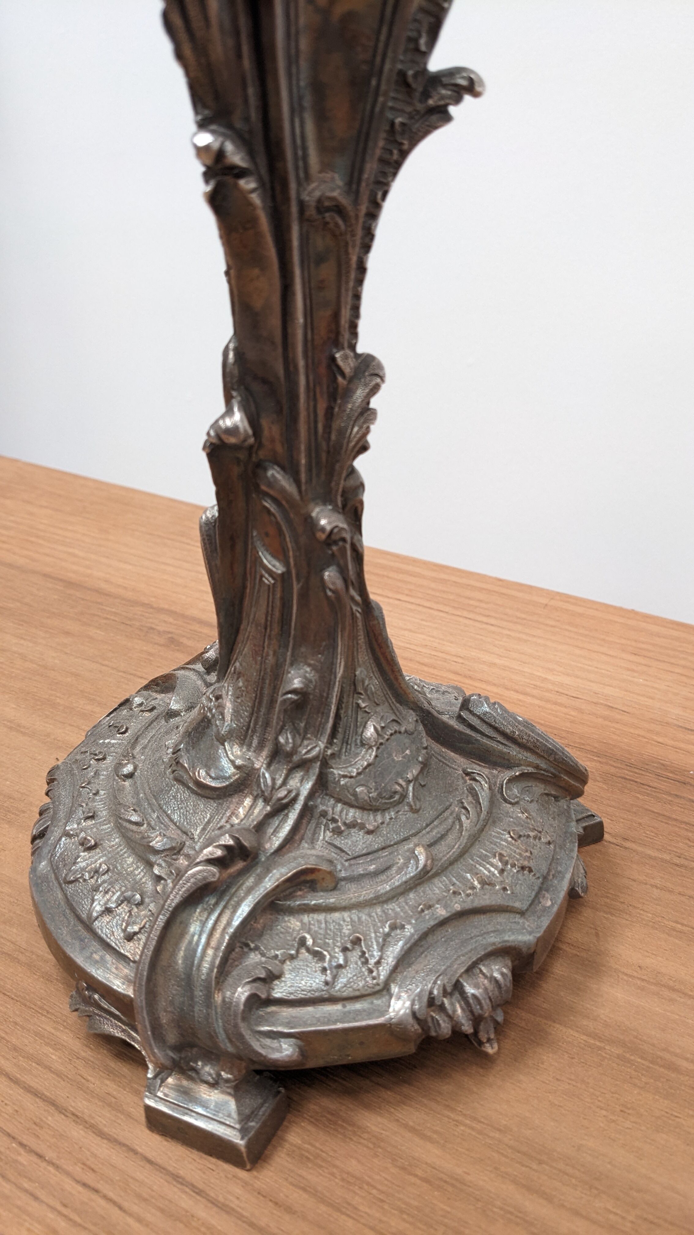 Silver metal candlesticks.